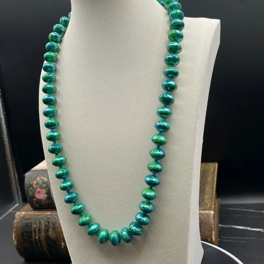 Vintage Green Classic Fashion Bezel Glass Chrysocolla Beaded Statement Necklace - Picture 7 of 10